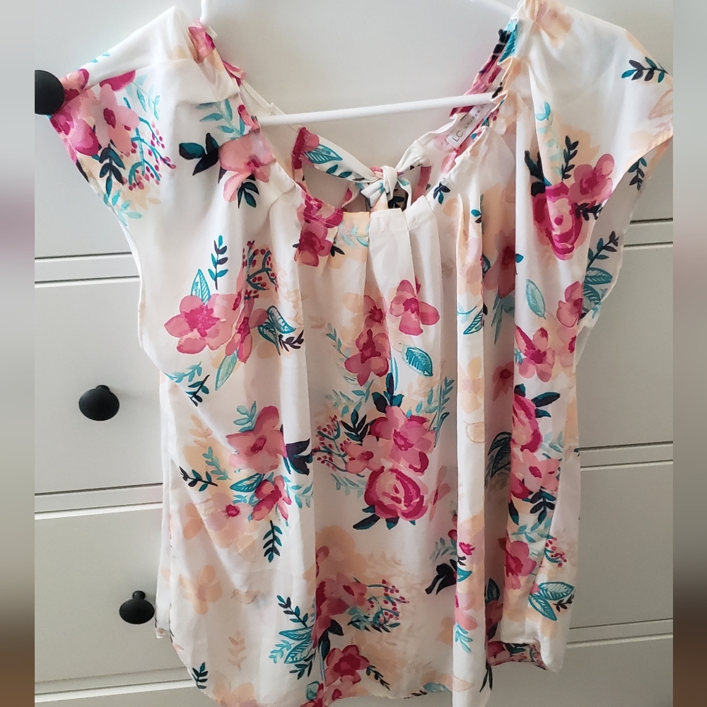 LC Lauren Conrad Floral Top